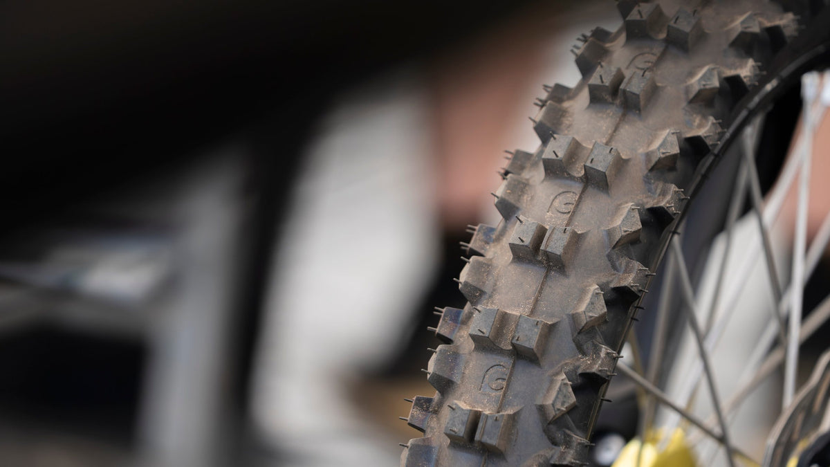 MX 1.1 70/100-14