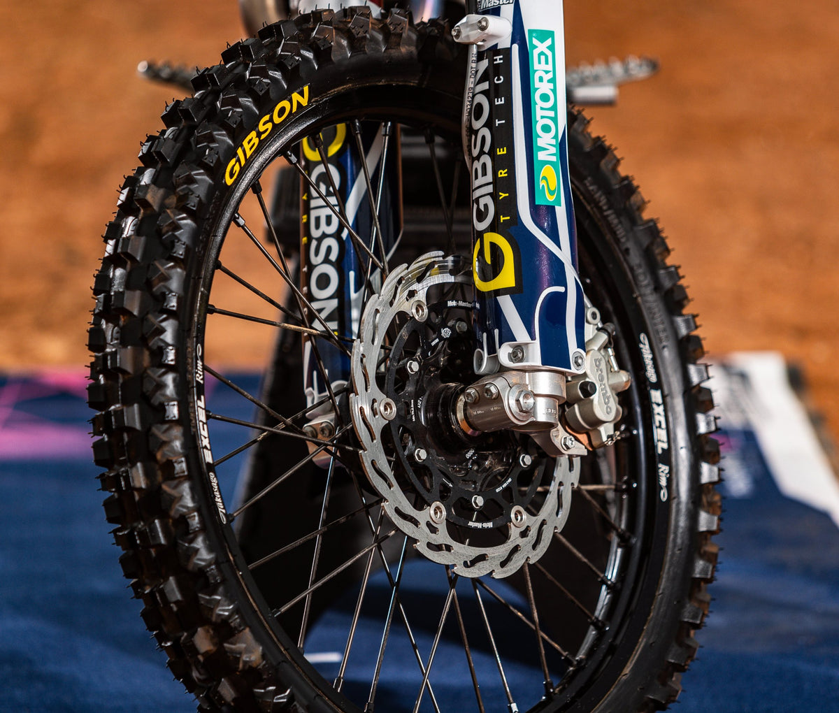 MX 1.1 70/100-14